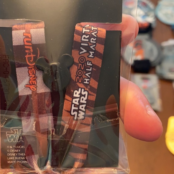 Star Wars Virtual Half Marathon 2020 Pin - Picture 3 of 3